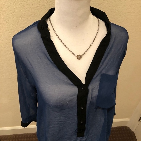 Cute Classy Vera Wang Sheer Button Up - Picture 3 of 5